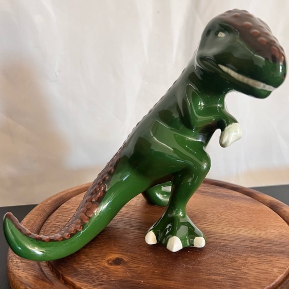T Rex Ceramic Sculpture - Picture 2 of 6